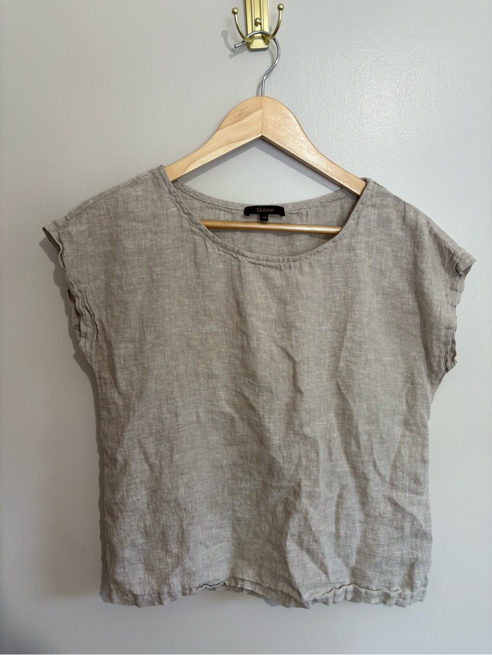 Quince Short Sleeve Linen Top in Taupe